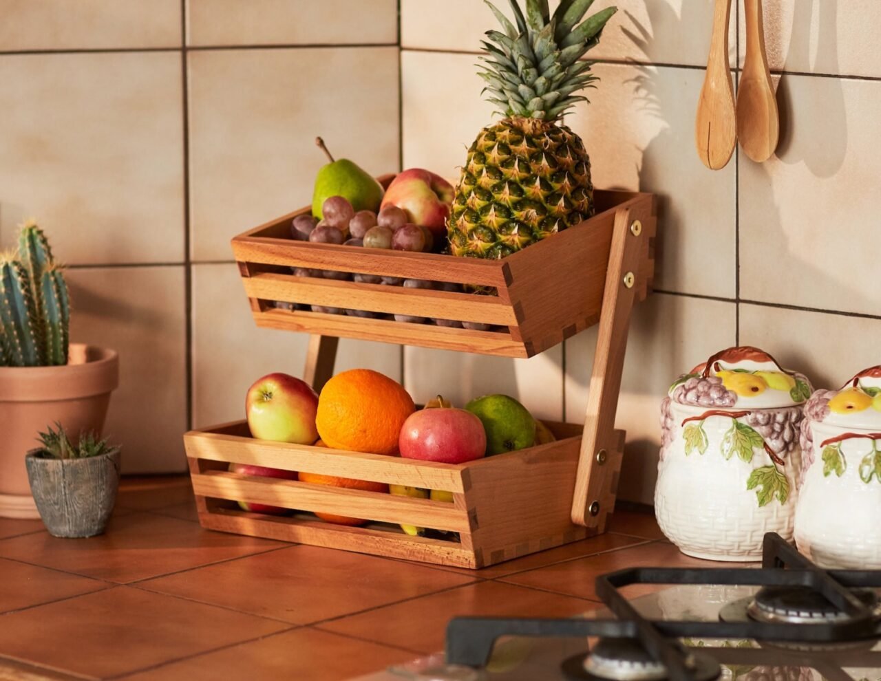 Los mejores fruteros para tu cocina: de madera, con ruedas o de varios pisos